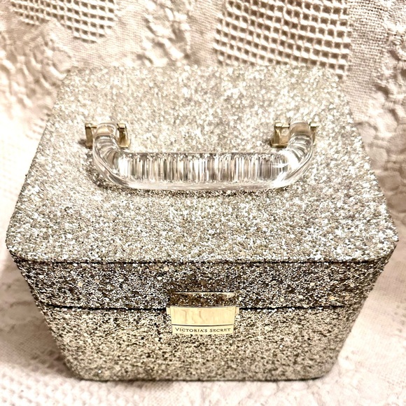 Rare HTF Victoria Secret Chunky Silver Glitter Makeup Cosmetic Box Holographic - Picture 5 of 16